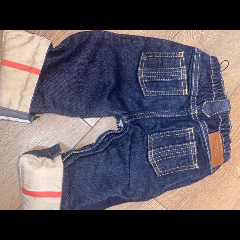 Burberry Blue Relaxed Jeans with Classic Denim Texture